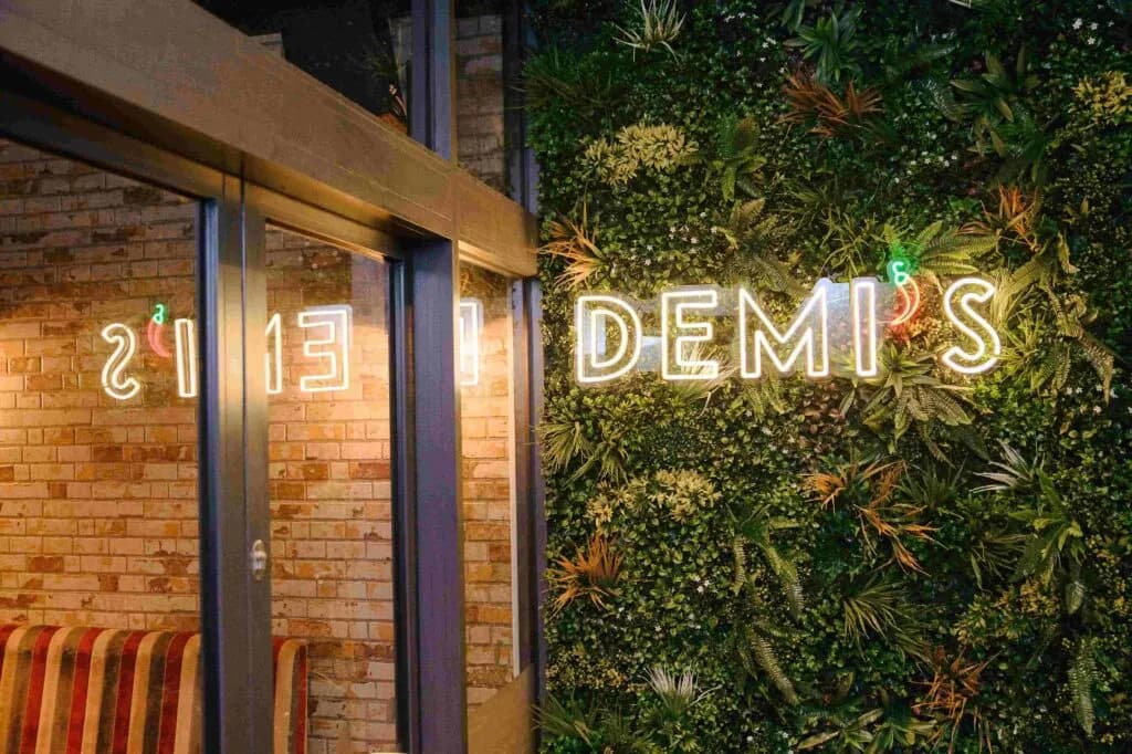 How to get to Demi’s Cricklewood